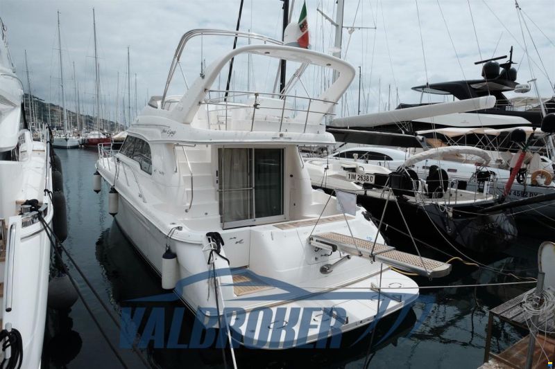 Sea Ray 480 SEDAN BRIDGE
