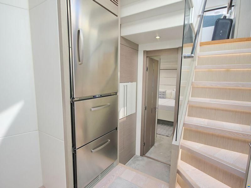 Sunseeker Predator 74