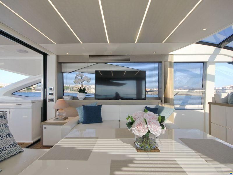 Sunseeker Predator 74