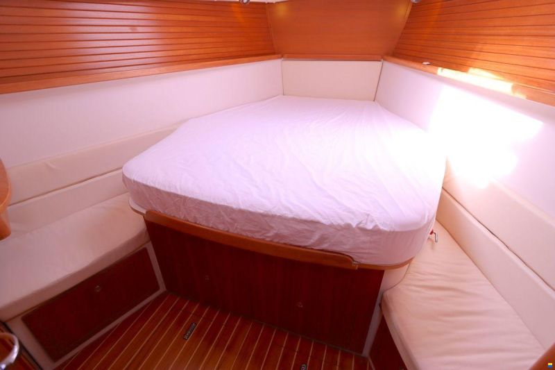 Catalina 445