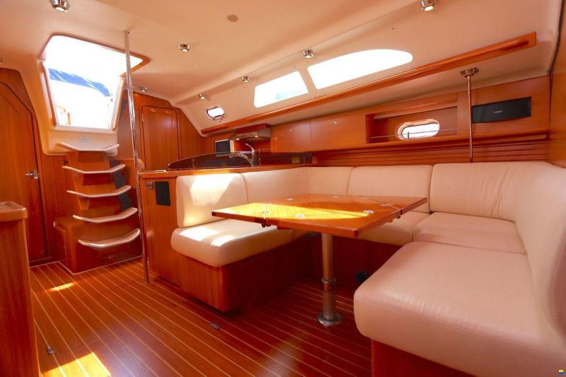 Catalina 445