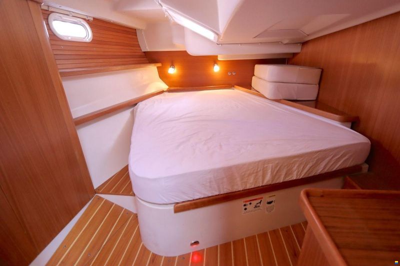 Catalina 445