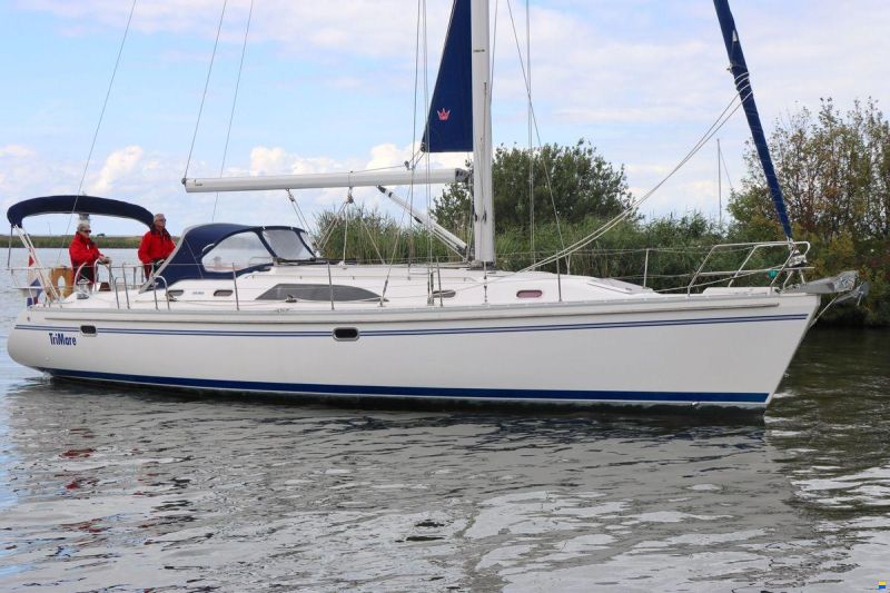 Catalina 445