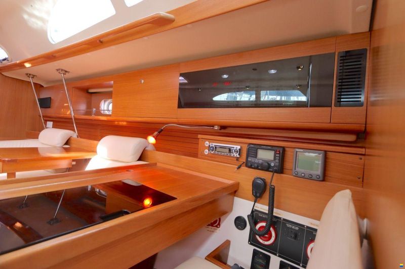 Catalina 445