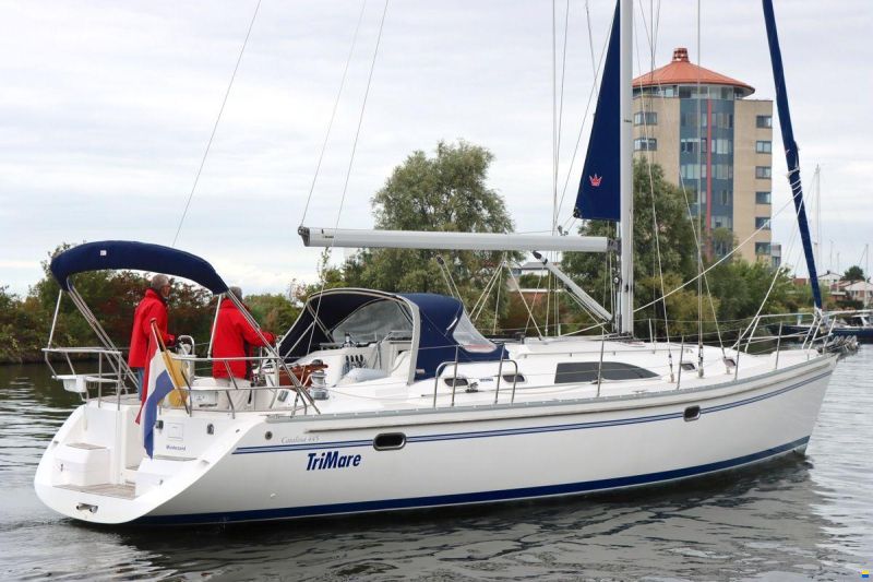 Catalina 445