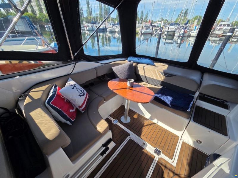 Regal 2650 Cuddy