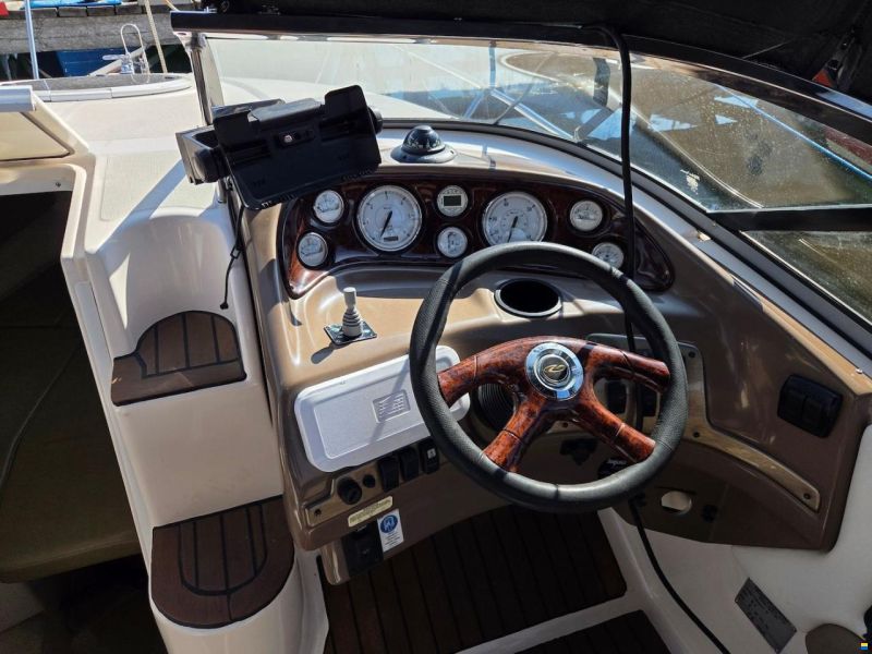 Regal 2650 Cuddy