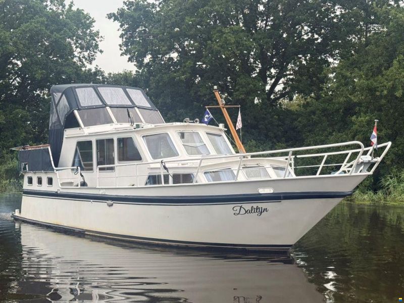 Heckkruiser 1050
