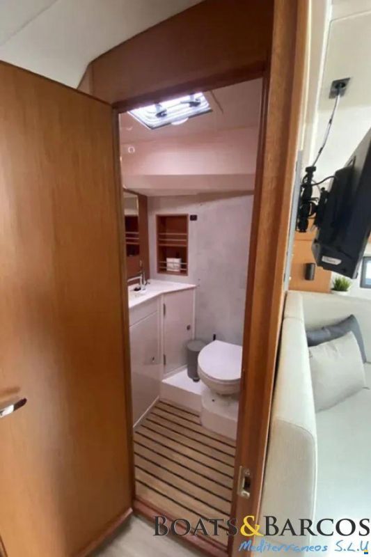 Bavaria C42