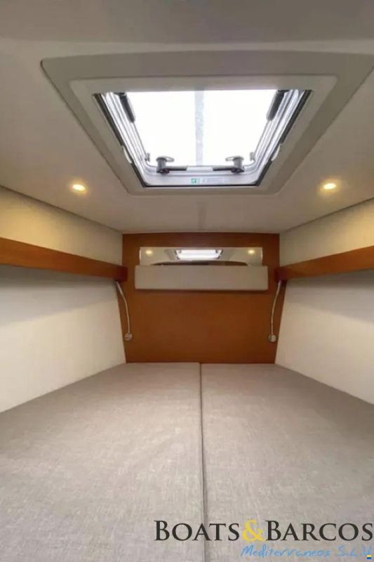 Bavaria C42
