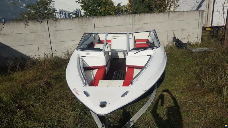 Maxum 1800 SR