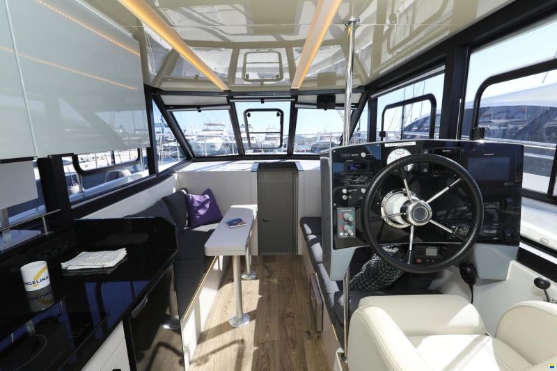 Cobra Futura 40