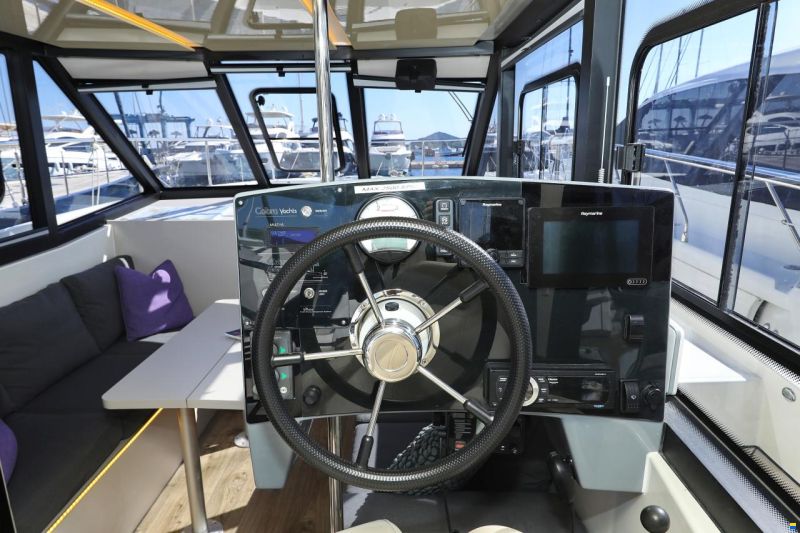 Cobra Futura 40