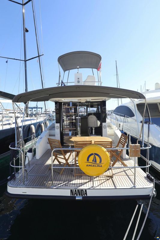 Cobra Futura 40