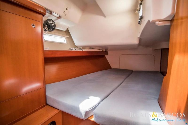 Beneteau Oceanis Clipper 393