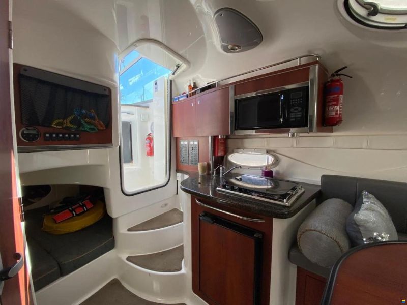 Campion Allante 825 Mid Cabin