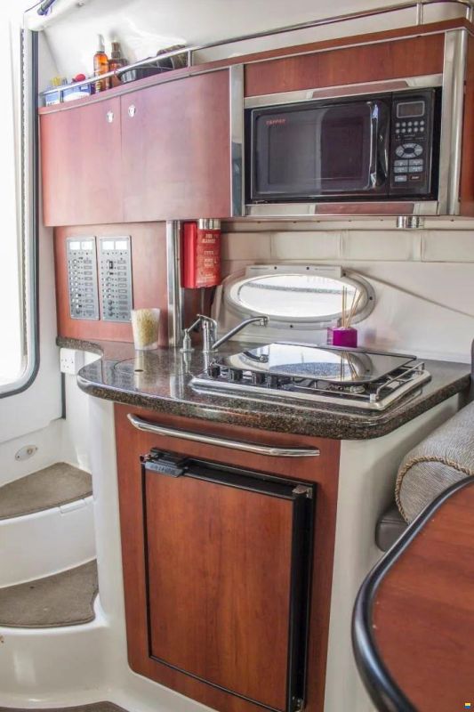Campion Allante 825 Mid Cabin