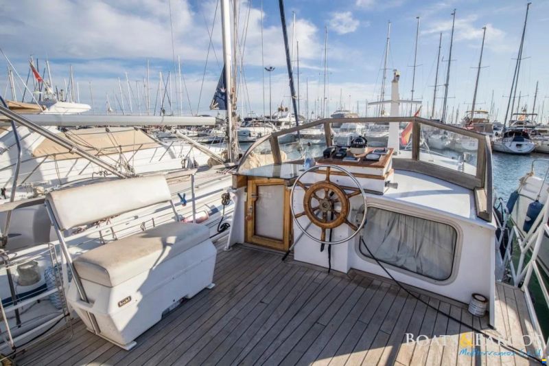Dutch Steel Motor Yacht