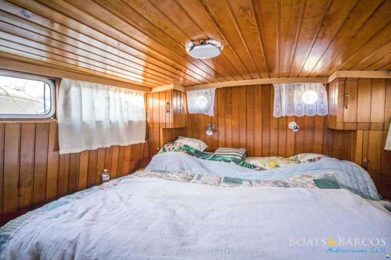 Dutch Steel Motor Yacht
