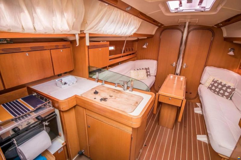 Dufour 34