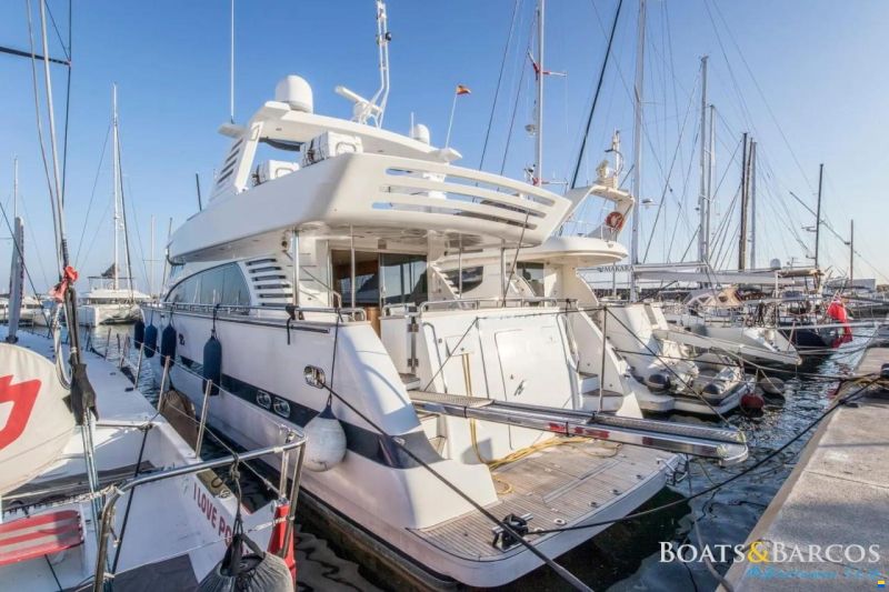 Elegance 76