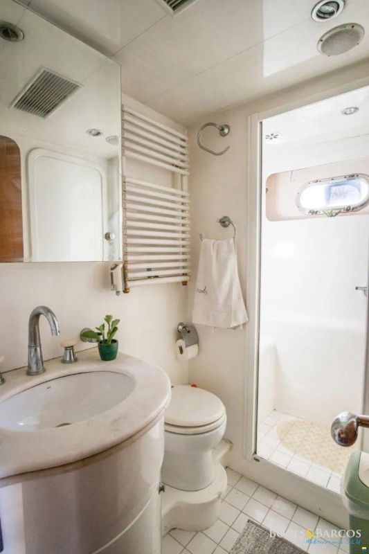 Elegance 76