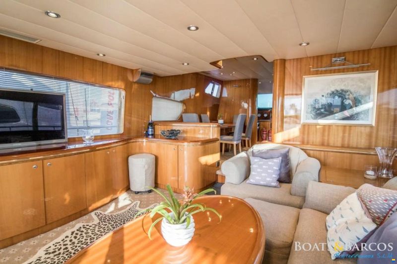 Elegance 76