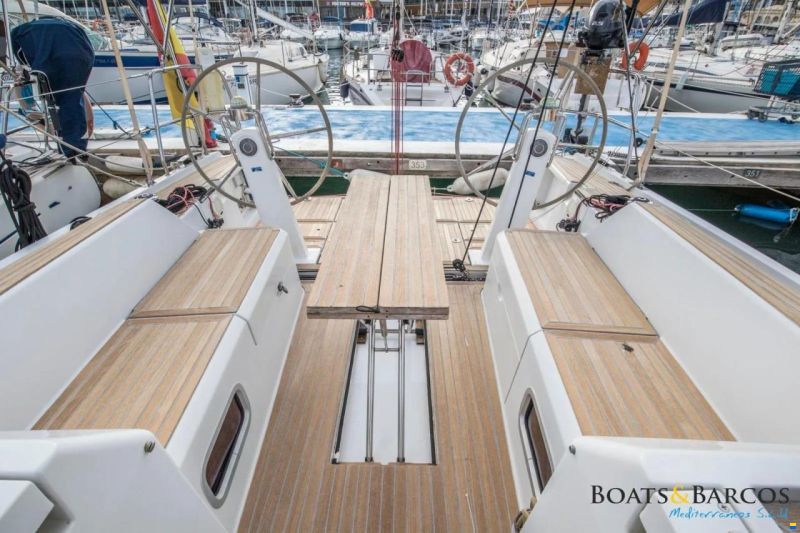 Grand Soleil 39
