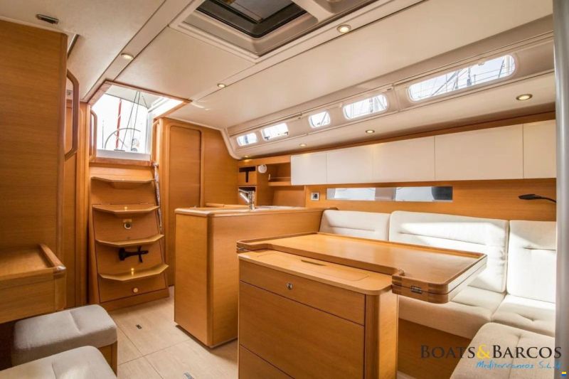 Grand Soleil 39
