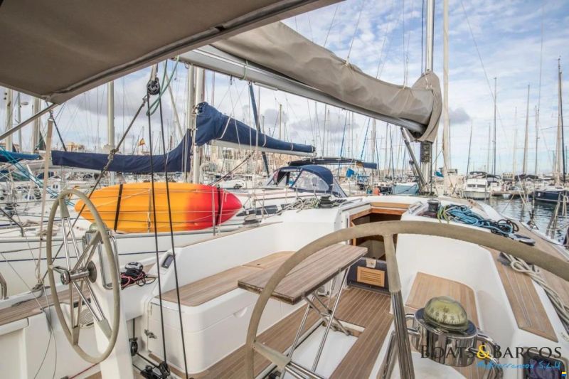 Grand Soleil 39
