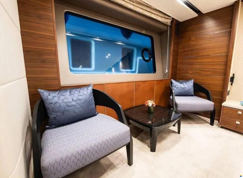 Princess 88 Flybridge Motor Yacht