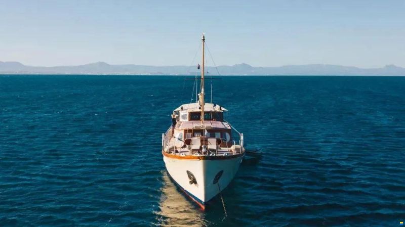 Silver Ships James A Silver 23m