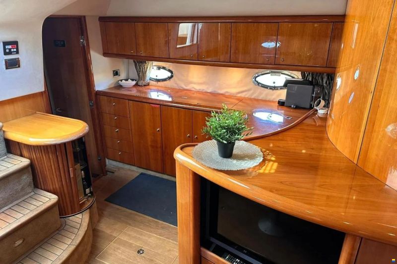 Sunseeker Camargue 50