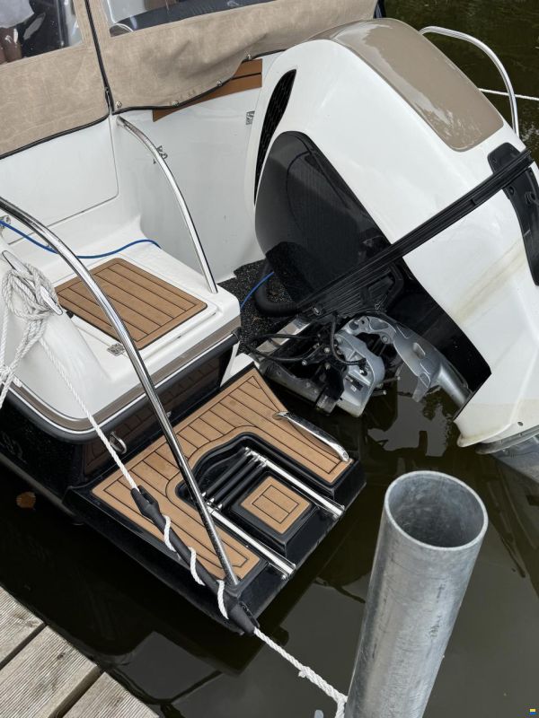 Aqualine 750 Cruiser