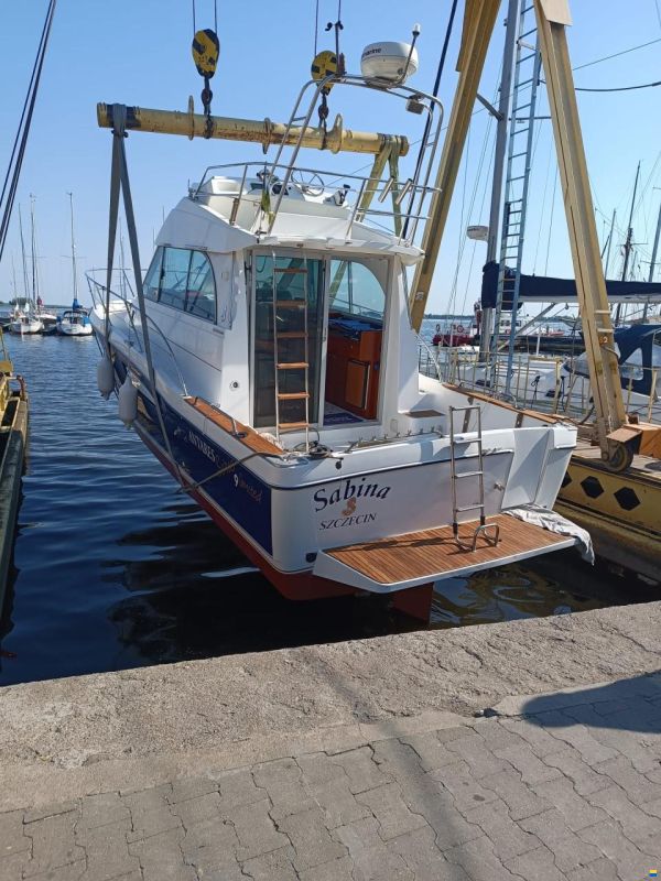 Beneteau Antares 9