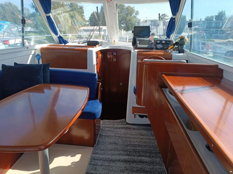 Beneteau Antares 9