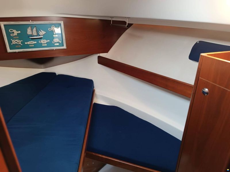Beneteau Antares 9