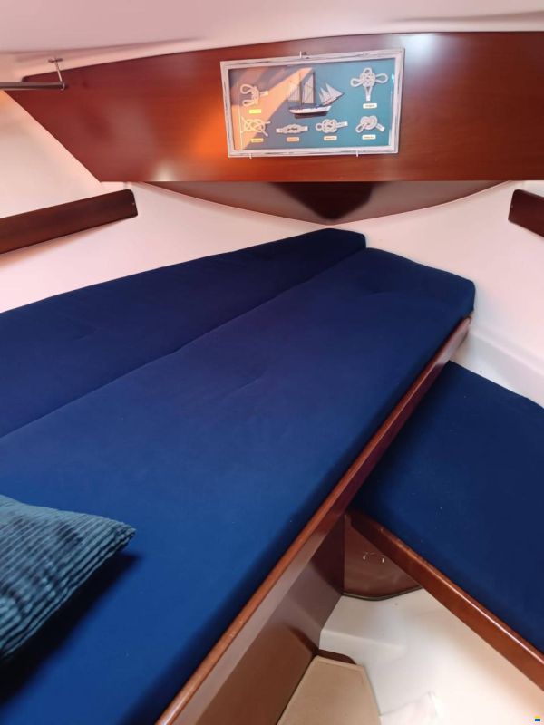 Beneteau Antares 9