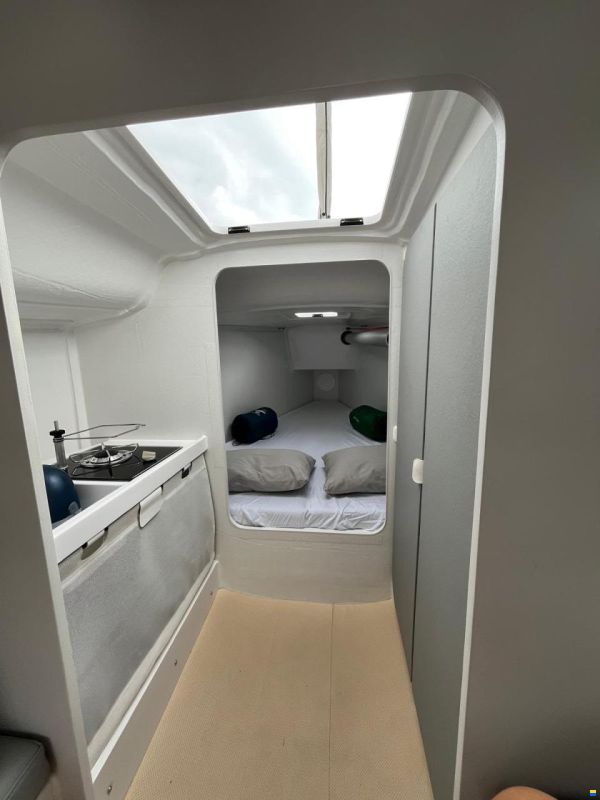 Beneteau First 27
