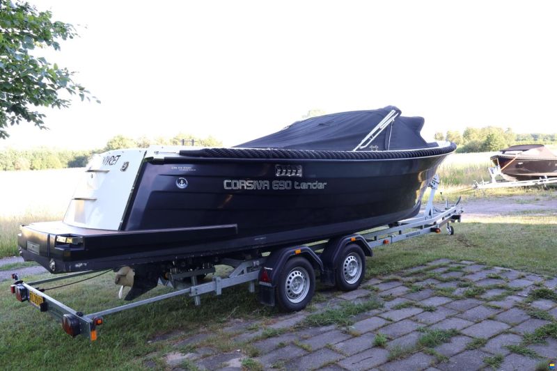 Corsiva 690 Tender