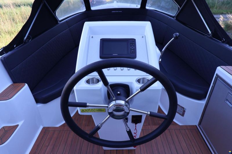 Corsiva 690 Tender