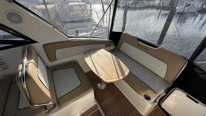 Bayliner Ciera 8