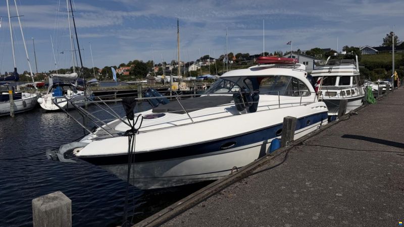Bavaria 35 Hard Top