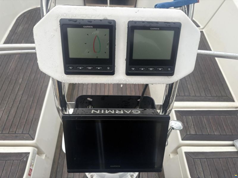 Hanse 371