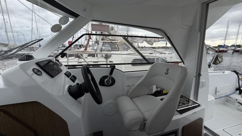 Beneteau Antares 7