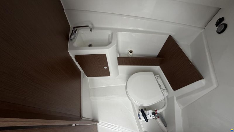 Beneteau Antares 7