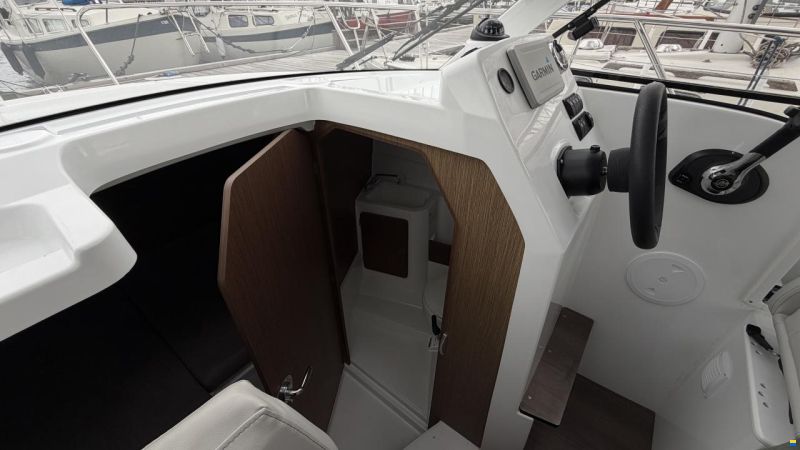 Beneteau Antares 7