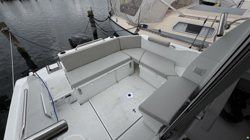 Beneteau Antares 7