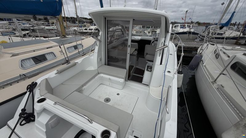 Beneteau Antares 7