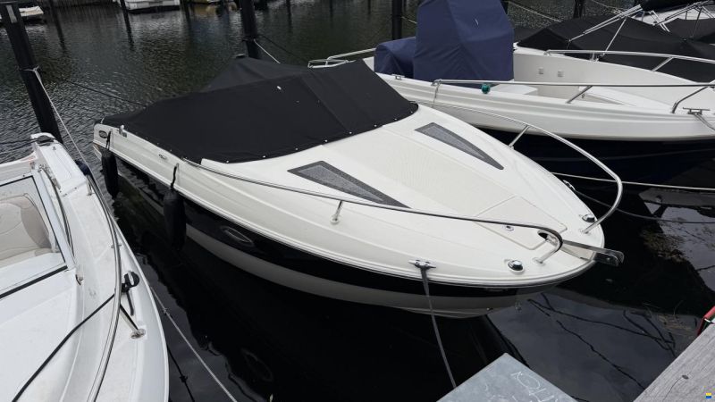 Bayliner 642 Cuddy
